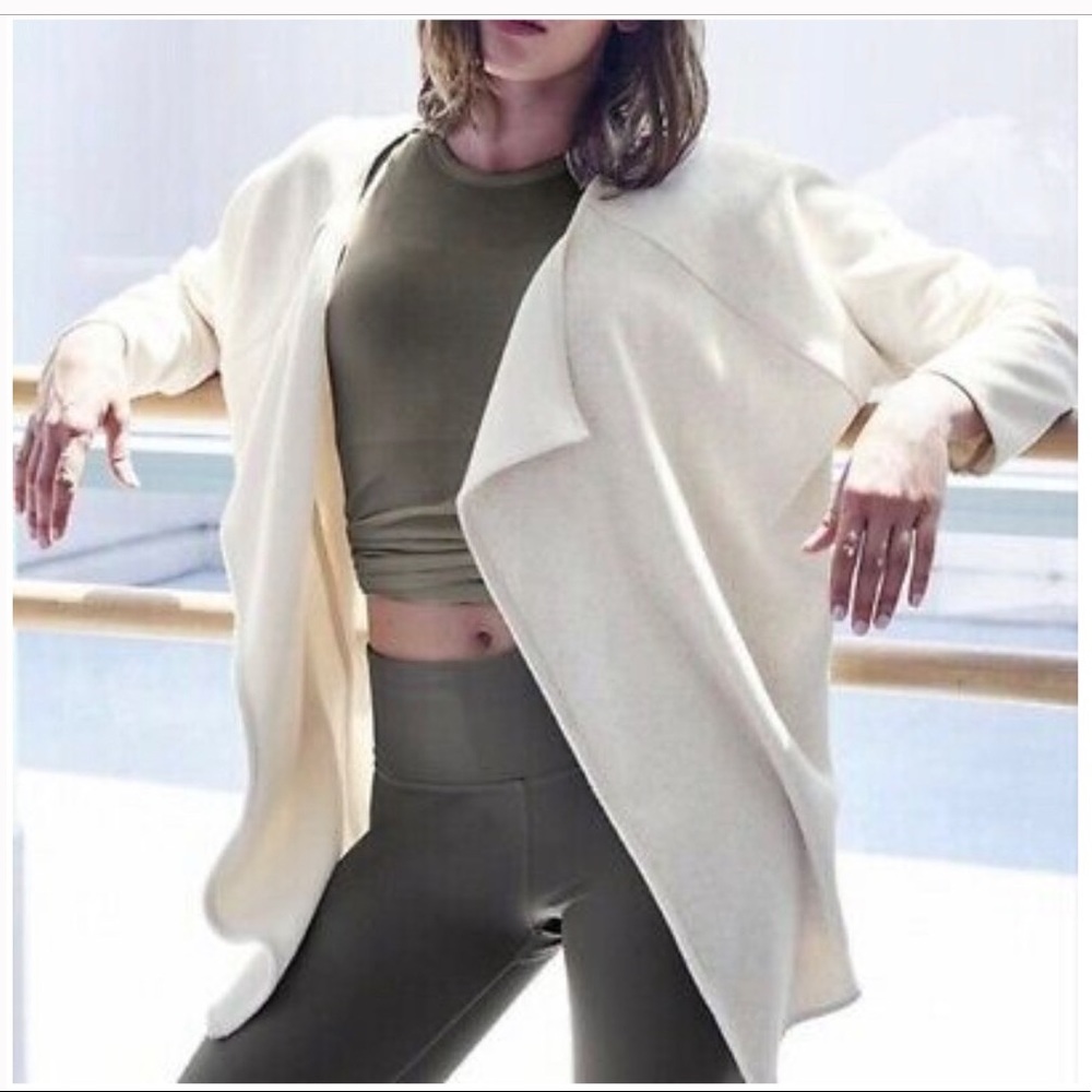 Athleta Cozy Karma Wrap